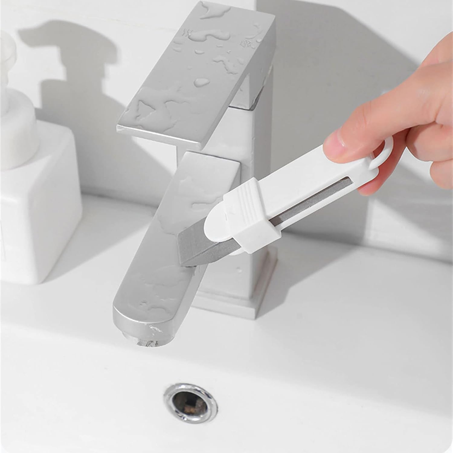 Limescale Remover for Bathroom Glass and Kitchen Use